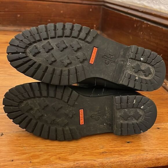 Cole Haan fleece lined leather knee high boots size 5.5 - Picture 4 of 9